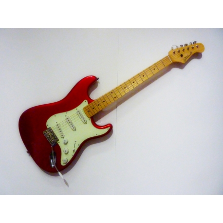 Guitare Tom Launhardt ST61 Candy Apple Red MN.